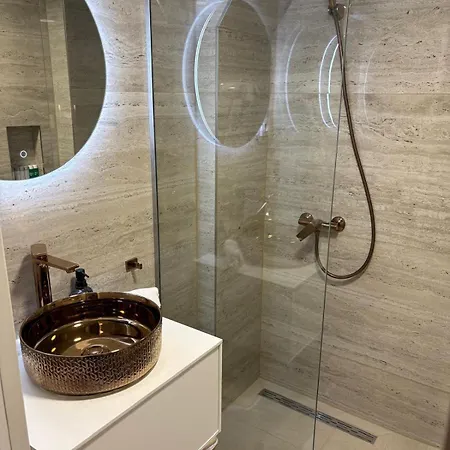 Quarto em Acomodações Particulares Stonsoldo Ston